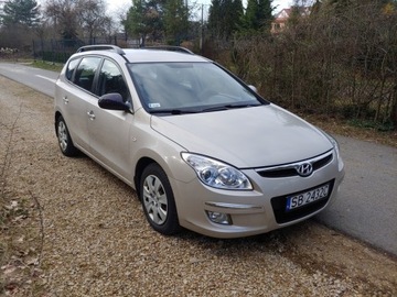 Hyundai i30 diesel 1.6 CRDI bezwypadkowy, serwis !