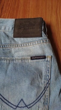 Superdry szorty jeansowe męskie W30 loose jasnoniebieskie przecierane lato