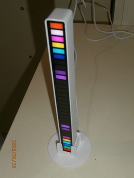 Wskaźnik wysterowania LED RGB efekt w takt muzyki