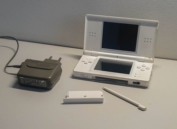 Konsola Nintendo DS Lite  biała + zasilacz ...1