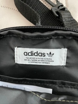 Saszetka na ramię Adidas Camo Festival Bag FM1350.