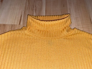 Złoty top/swetr H&M z golfem XS