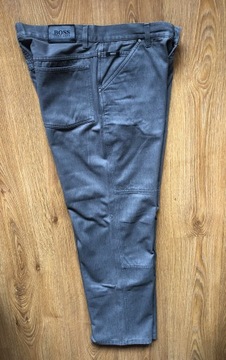 Szare spodnie HUGO BOSS Black z Włoch W35