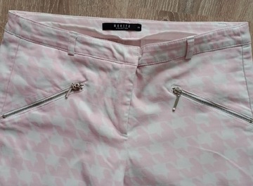 Mohito biało -różowe spodnie w pepitke r. 36