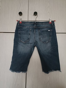 Jeansowe szorty Regular Shorts Cropp 38 M szarpane