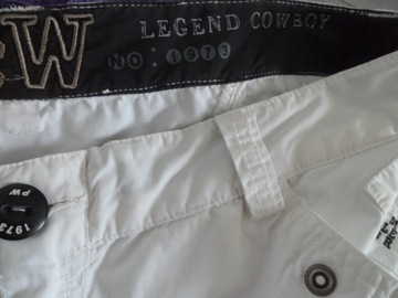 Krótkie spodnie męskie PW1973 - Białe