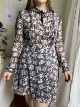 Szyfonowa sukienka w kwiaty falbanki H&M M