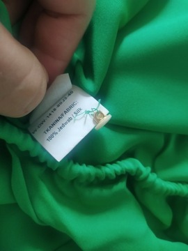 Zielona bluzka koszulowa zapinana na 1 guzik