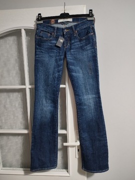 Nowe spodnie jeansowe Abercrombie & Fitch 24/33 