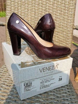 Czółenka buty venezia roz.39 używane 