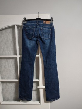 Nowe spodnie jeansowe Abercrombie & Fitch 24/33 