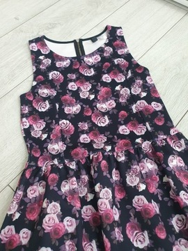 H&M piankowa rozkloszowana sukienka w kwiaty 34