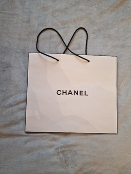 Duża papierowa torba Chanel oryginalna