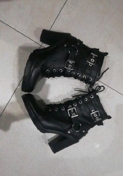 Buty GUESS damskie