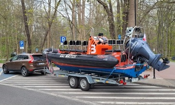 Szybka Łódź motorowa typu RIB wraz z przyczepą