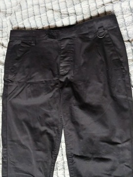 Czarne spodnie męskie Reserved rozm.33