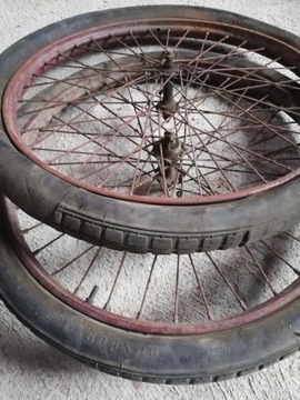 Zabytkowe koła roweru opony Dunlop