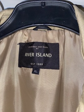 Płaszcz River Island 