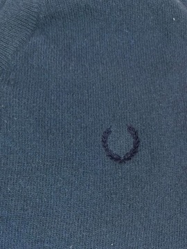 Sweter w serek Fred Perry 38 granatowy