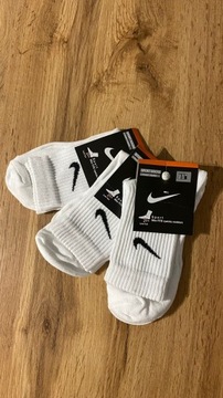 Skarpetki długie ze ściągaczem Nike r. 36-39 3pak