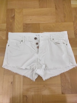 Damskie białe jeansy mini Mango 38