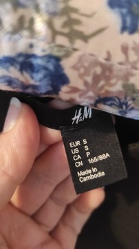 Czarna sukienka H&M r.S długi rękaw 