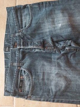 Spodnie jeans Hugo Boss W34 L32.