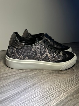 Buty sneakersy DKNY 37,5