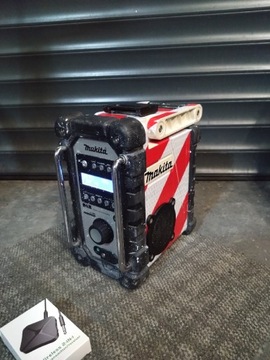 Radio Makita DMR104 