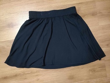 Vero Moda czarna trapezowa mini spódnica S