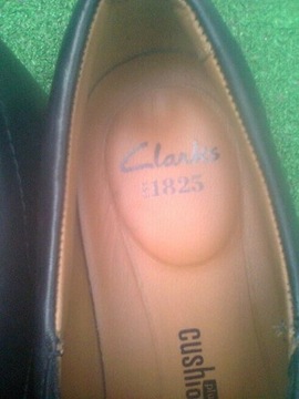 Nowe pantofle męskie Clarks