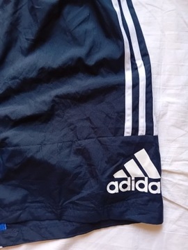 Adidas  spodenki  XXL jak nowe