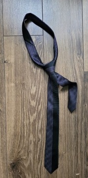 zestaw 2 krawatów czarny, fiolet, niebieski