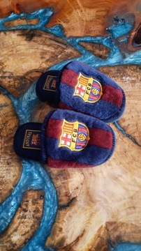 Kapciochy dla Młodego Piłkarza FC Barcelona 