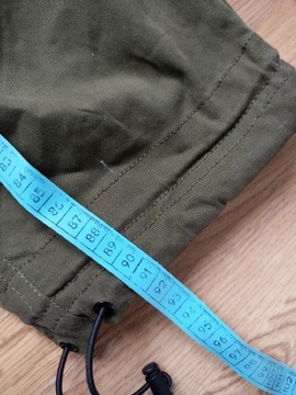 Spodnie typu cargo khaki Zara