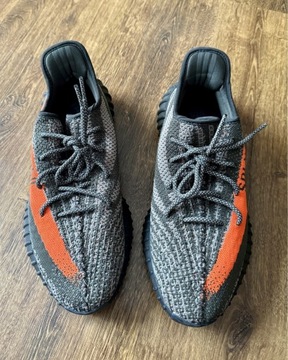 Adidas Yeezy Boost 350 v2 Carbon Beluga 44.2/3 black