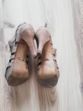 Ażurowe skórkowe sandały 5th Avenue Deichmann