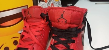 Nike Jordan 1 mid