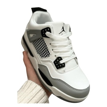 Buty damskie sportowe Air Jordan 4 Retro r.39