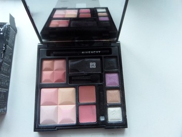 Givenchy paleta travel puder róż cienie pomadki