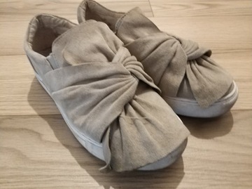 Buty szare skórze zamszowe typu slip-on Badura 36 