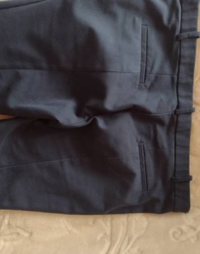 (40/L)Zara/ Granatowe spodnie,cygaretki z Madrytu 