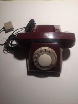 Stary telefon stacjonarny PRL