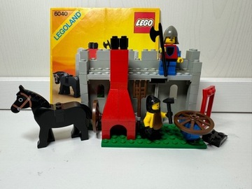 LEGO castle; zestaw 6040 Blacksmith Shop