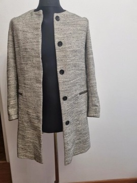 Elegancki płaszcz Massimo Dutti