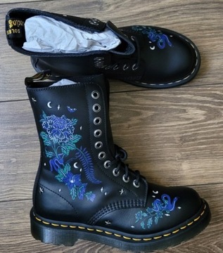 Dr. Martens 1490 Mystic Garden Floral EU 37 glany