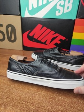 Buty Vans Authentic 43 EU 28 cm trampki czarne skó