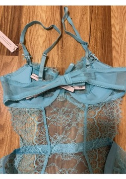 Victoria’s Secret Body komplet majtki rozmiar M