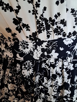 Czarno-biała sukienka w delikatne kwiaty French Connection rozmiar 40