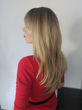 Peruka blond ombre z pasemkami